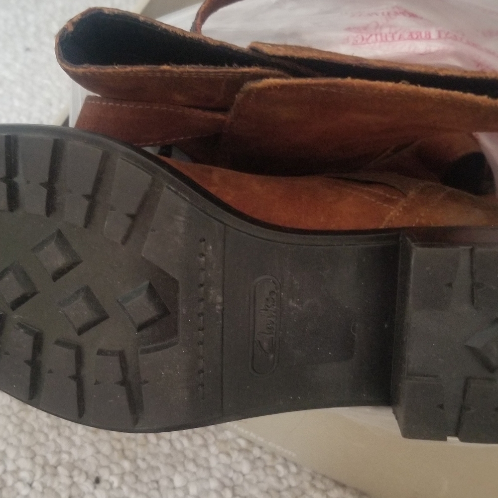 Clarks Brown Suede Combat Moto Boots - Picture 3 of 6